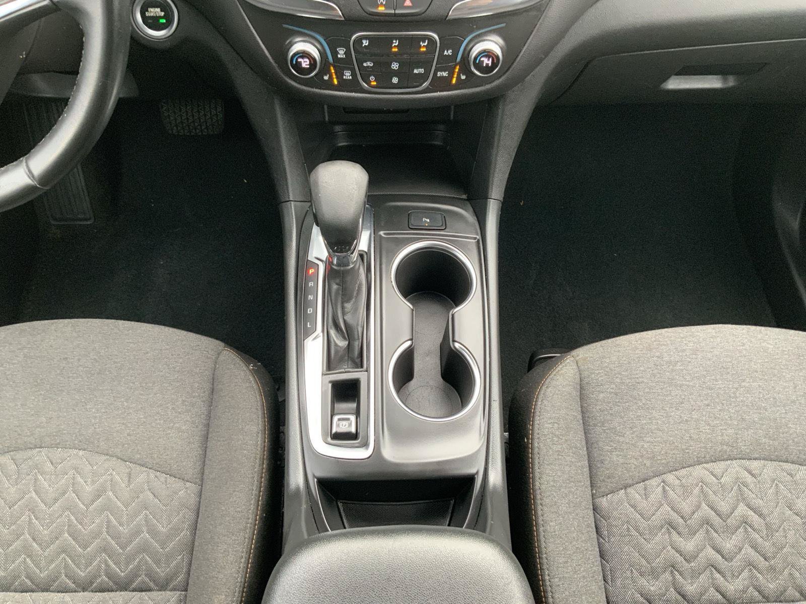 Used 2024 Chevrolet Equinox LT FWD image 40