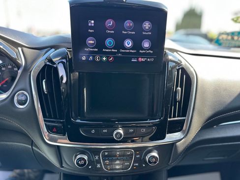 Used 2020 Chevrolet Traverse LT FWD image 15