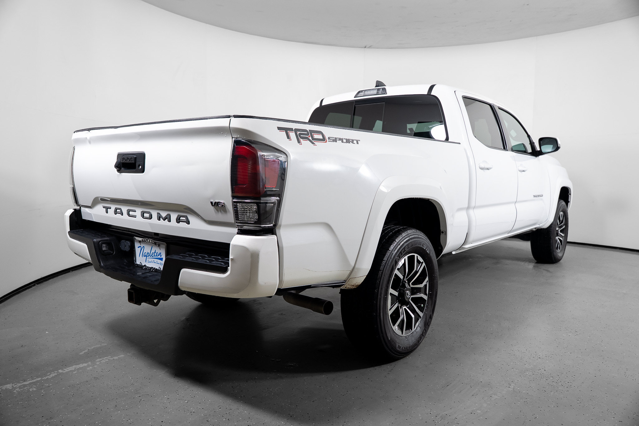 Used 2020 Toyota Tacoma TRD Sport RWD image 9