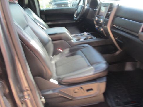 Used 2020 Ford Expedition XLT w/ Equipment Group 202A image 12