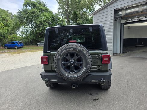 Used 2022 Jeep Wrangler Unlimited Sport AWD/4WD image 18