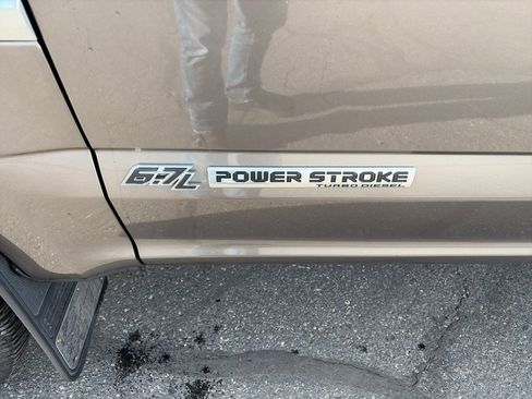 Used 2019 Ford F250 Limited w/ FX4 Off-Road Package image 10