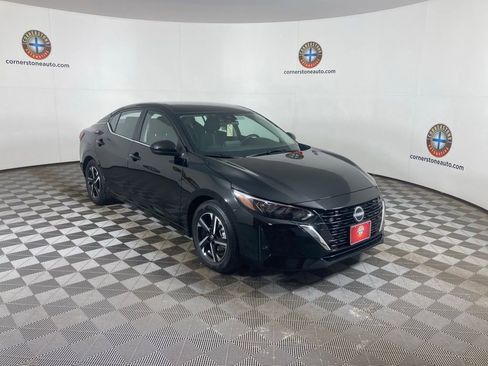 Used 2025 Nissan Sentra SV FWD image 16