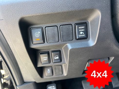 Used 2022 Nissan Frontier SV AWD/4WD image 16