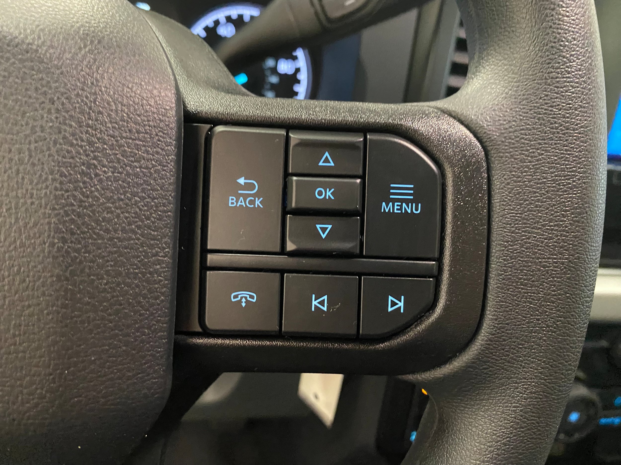 New 2026 Ford F250 XLT w/ FX4 Off-Road Package AWD/4WD image 14