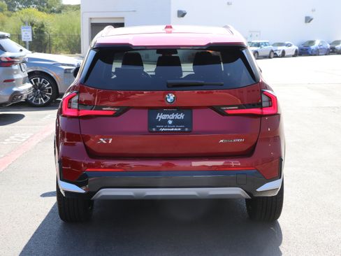 Used 2026 BMW X1 xDrive28i w/ Convenience Package AWD/4WD image 12