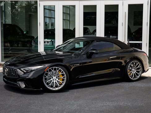 Used 2022 Mercedes-Benz SL 63 AMG 4MATIC image 3