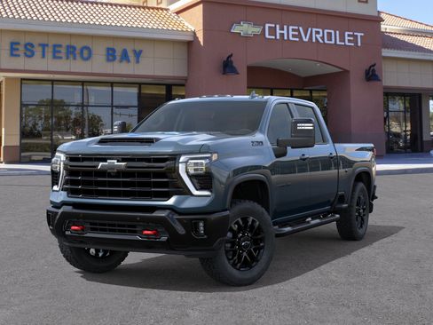 New 2026 Chevrolet Silverado 2500 LTZ w/ LTZ Plus Package AWD/4WD image 6