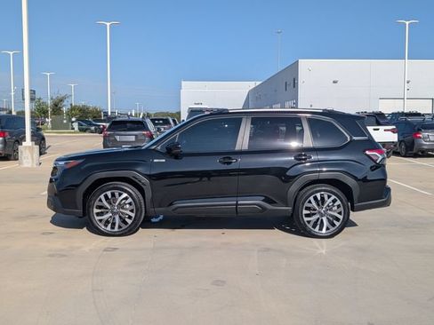 Used 2026 Subaru Forester Touring AWD/4WD image 3