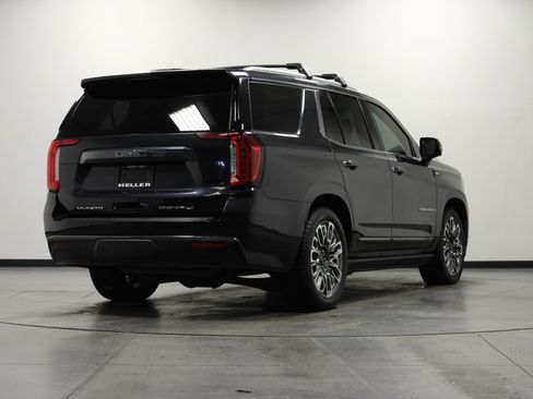 Used 2023 GMC Yukon Denali Ultimate AWD/4WD image 4