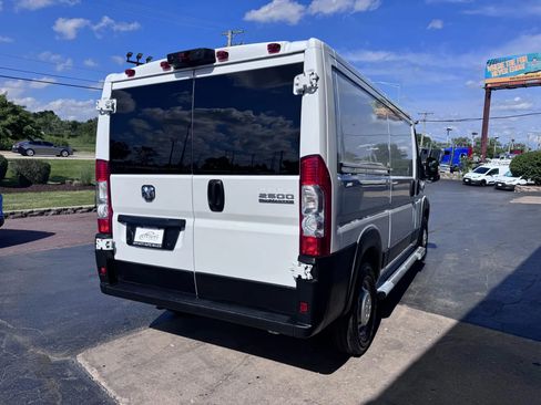 Used 2023 RAM ProMaster 2500 image 5