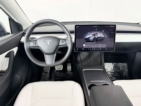 Used 2022 Tesla Model Y Performance AWD/4WD image 51