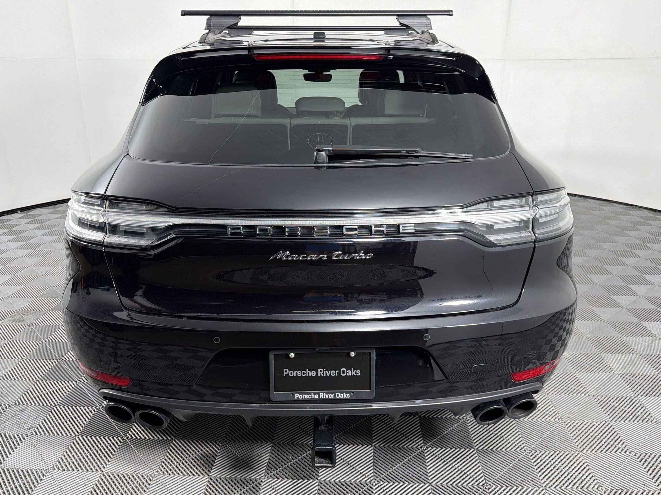 Certified 2021 Porsche Macan Turbo AWD/4WD image 10