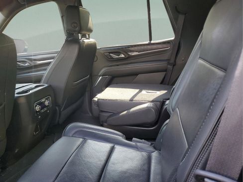 Used 2021 GMC Yukon Denali RWD image 6