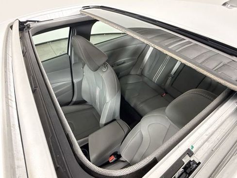Used 2025 Hyundai Elantra SEL FWD image 22