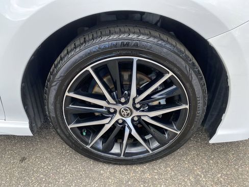 Used 2024 Toyota Camry SE FWD image 17