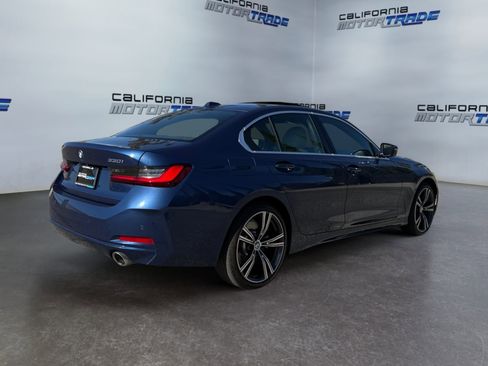 Used 2024 BMW 330i 330i w/ Convenience Package image 5
