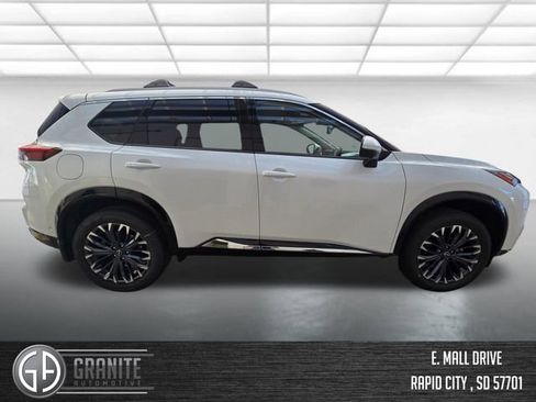 New 2026 Nissan Rogue Platinum w/ Platinum Premium Package AWD/4WD image 6