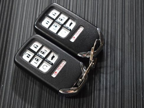 Used 2021 Honda Odyssey Touring image 43