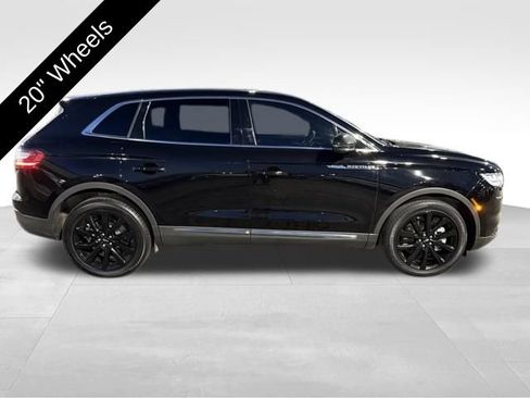 Used 2023 Lincoln Nautilus Reserve w/ Monochromatic Package image 8