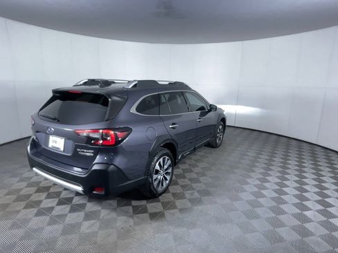 Used 2023 Subaru Outback Touring XT image 8
