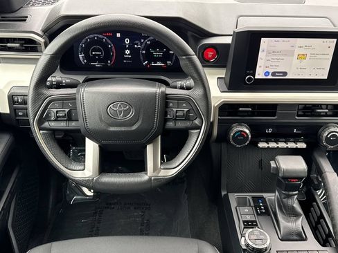 Used 2024 Toyota Tacoma TRD Off-Road AWD/4WD image 16