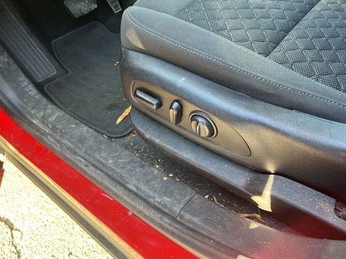 Used 2020 Chevrolet Blazer LT image 27