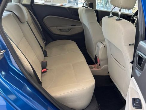 Used 2018 Ford Fiesta SE FWD image 7