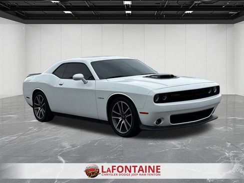 Used 2022 Dodge Challenger R/T w/ Plus Package RWD image 7