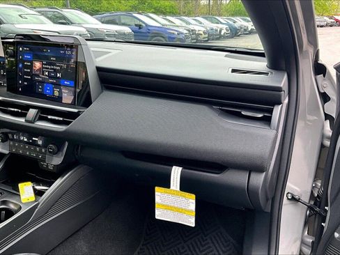 Certified 2026 Subaru Outback Premium AWD/4WD image 11