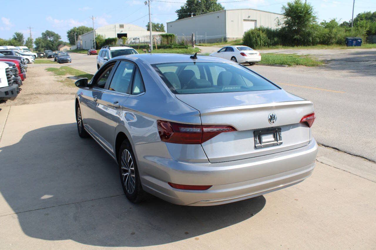 Used 2021 Volkswagen Jetta R-Line FWD image 6