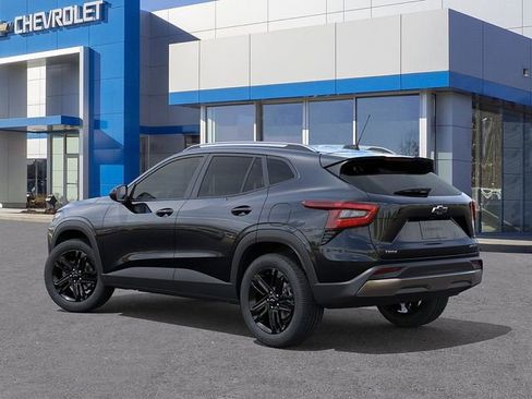 New 2026 Chevrolet Trax ACTIV image 3
