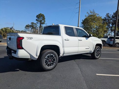 New 2026 Toyota Tacoma SR image 4