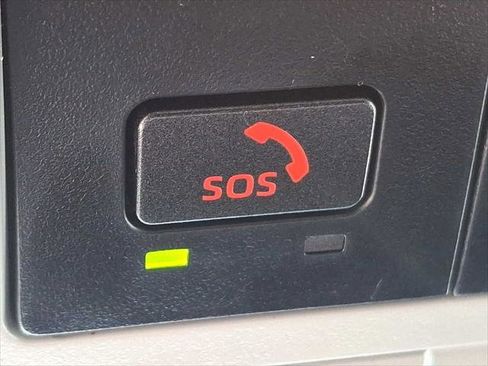 Certified 2022 Toyota Tacoma SR image 23