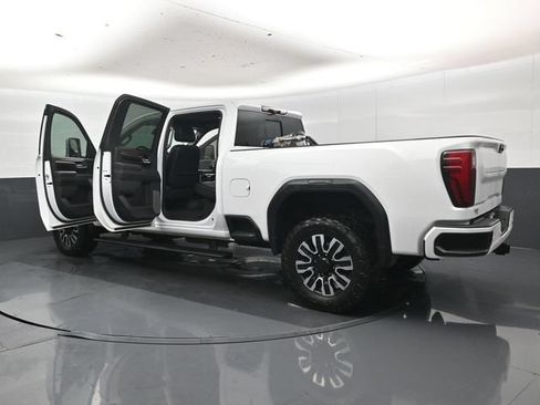 Used 2024 GMC Sierra 2500 Denali w/ Denali Reserve Package AWD/4WD image 59
