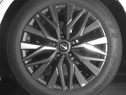 Used 2025 Nissan Altima 2.5 SV image 14