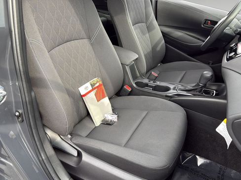 Used 2024 Toyota Corolla LE image 16