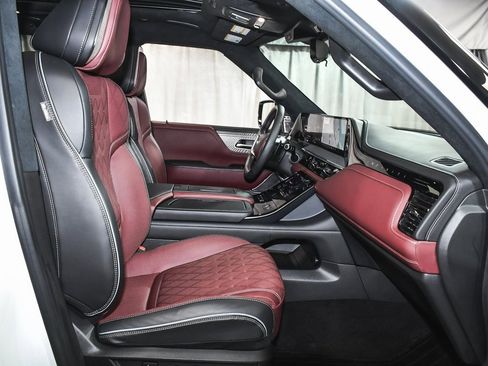 Used 2025 INFINITI QX80 Autograph image 77