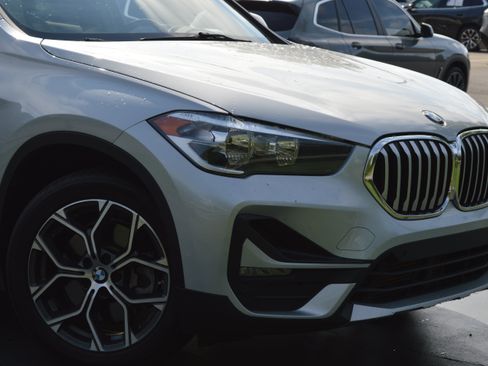 Used 2020 BMW X1 xDrive28i w/ Convenience Package AWD/4WD image 2