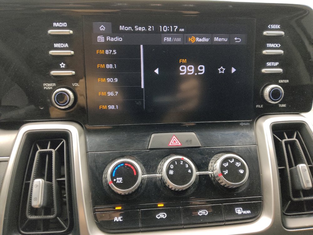 Used 2022 Kia Sorento LX FWD image 25