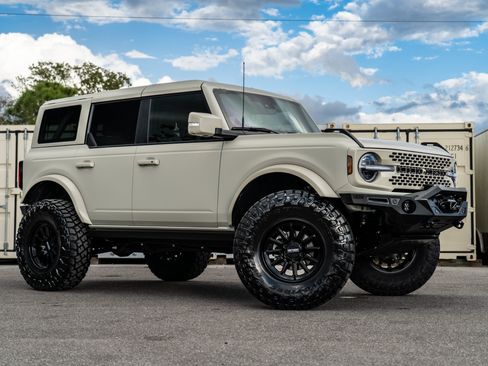 New 2025 Ford Bronco Badlands AWD/4WD image 10