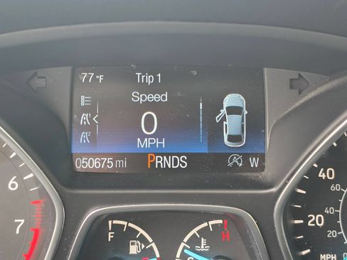 Used 2018 Ford Escape Titanium AWD/4WD image 17