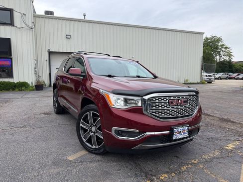 Used 2018 GMC Acadia Denali w/ Technology Package AWD/4WD image 8