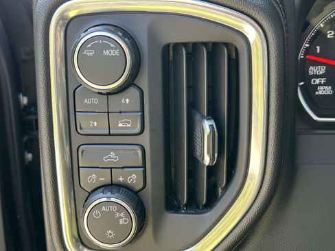 Used 2021 Chevrolet Silverado 1500 LT image 18