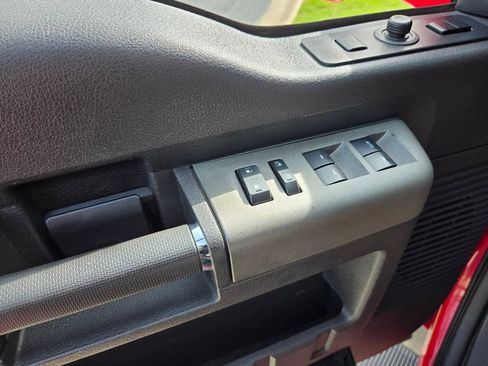 Used 2011 Ford F250 Lariat w/ Lariat Interior Pkg AWD/4WD image 33