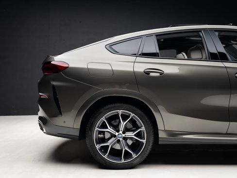 Used 2026 BMW X6 xDrive40i AWD/4WD image 37