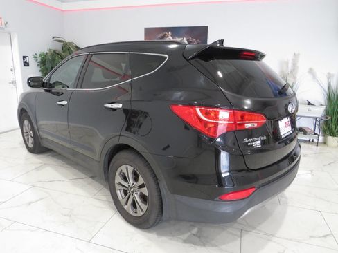 Used 2015 Hyundai Santa Fe Sport w/ Option Group 02 FWD image 5