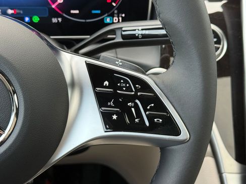 New 2026 Mercedes-Benz GLC 300 image 23