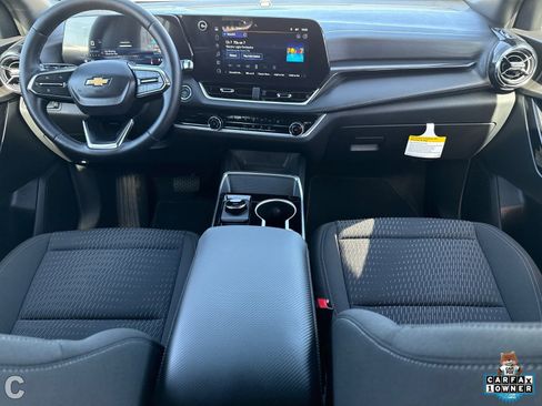 Used 2026 Chevrolet Equinox LT image 14