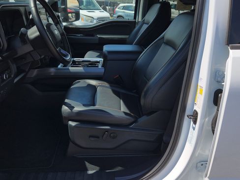 Certified 2025 Ford F250 Lariat AWD/4WD image 16